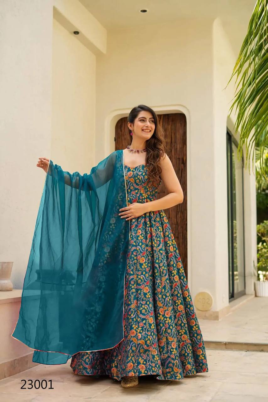 Anarkali, Fully Flared Suit