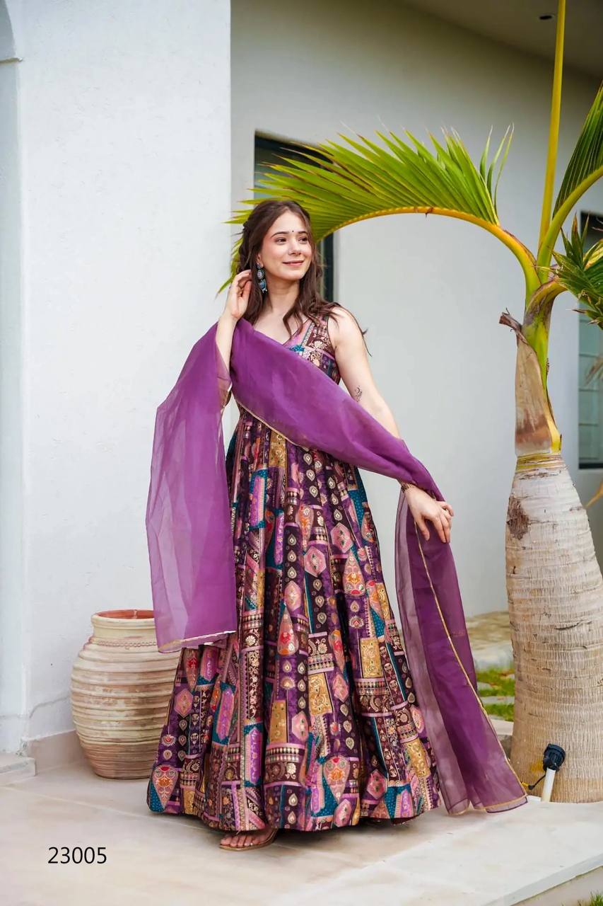 Anarkali, Fully Flared Suit