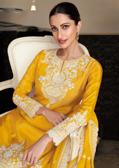 Sharara Set yellow.