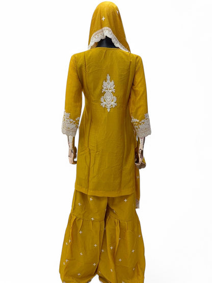 Sharara Set yellow.